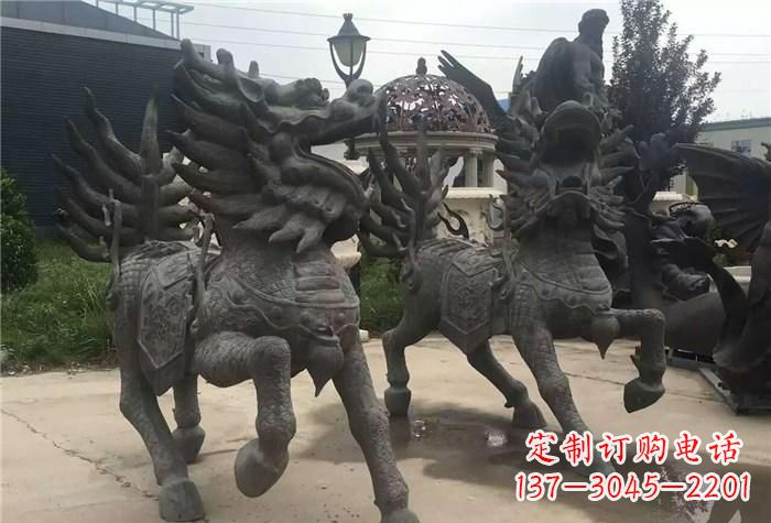 信阳精美的古典铜麒麟雕塑