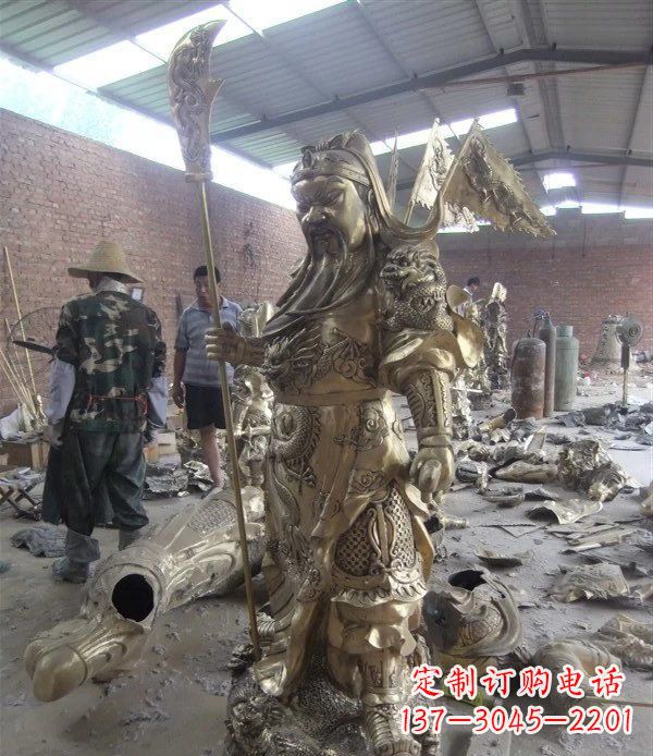 信阳关公铜雕:传承中国传统文化
