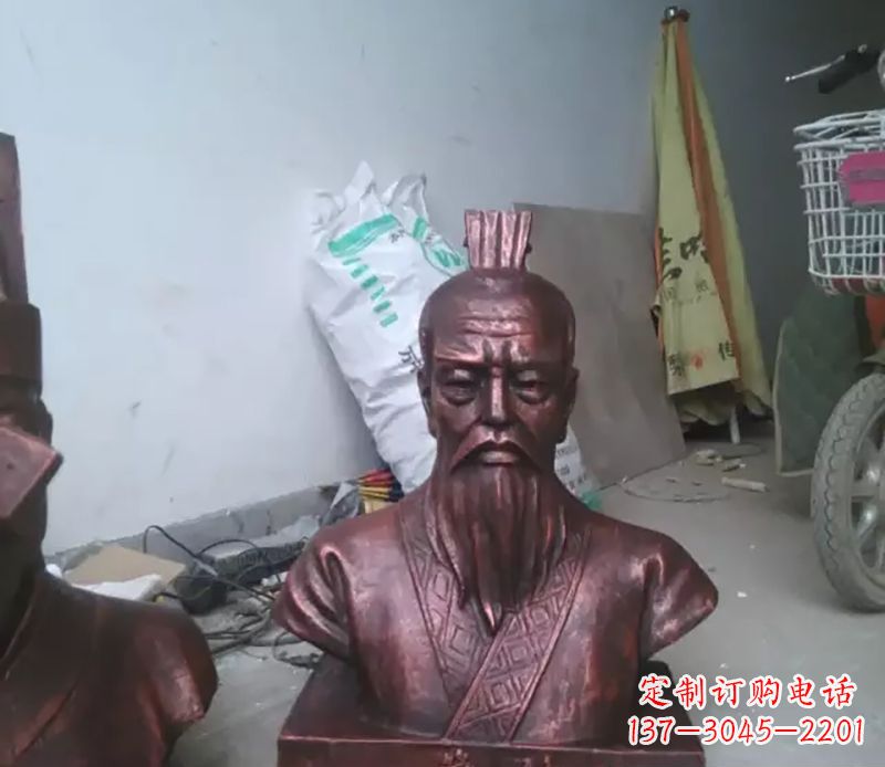 信阳管仲古代人物胸像铜雕,展现古代官僚风范