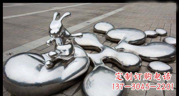 信阳卓越不锈钢兔子雕塑