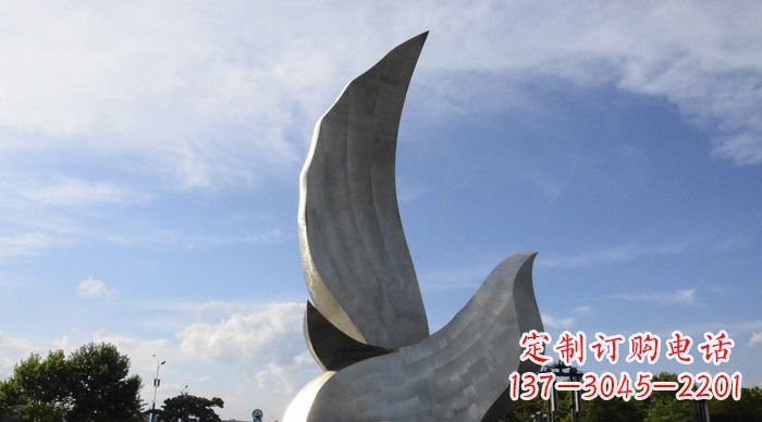 信阳领雕塑带来的和平鸽雕塑