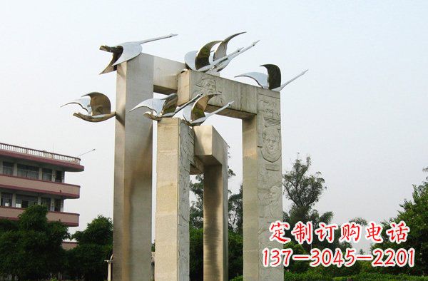 信阳广场不锈钢大雁动物雕塑