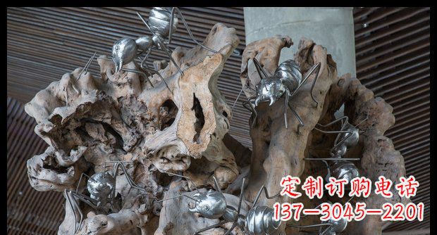 信阳展现自然的优雅——不锈钢蚂蚁上树景观雕塑