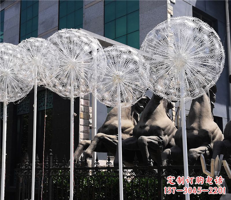 信阳中领雕塑致力打造高档不锈钢蒲公英雕塑