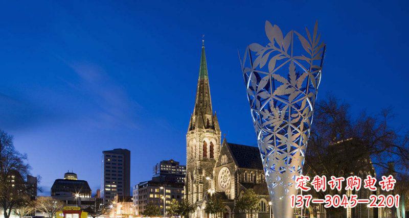 信阳不锈钢树叶雕塑——给现代空间带来优雅古朴之美