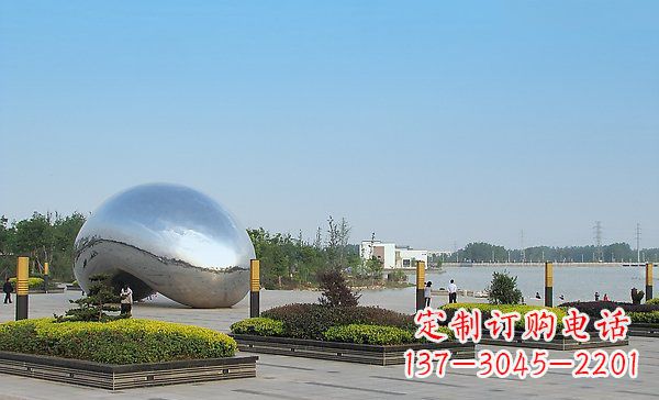信阳华丽而唯美的不锈钢水滴雕塑