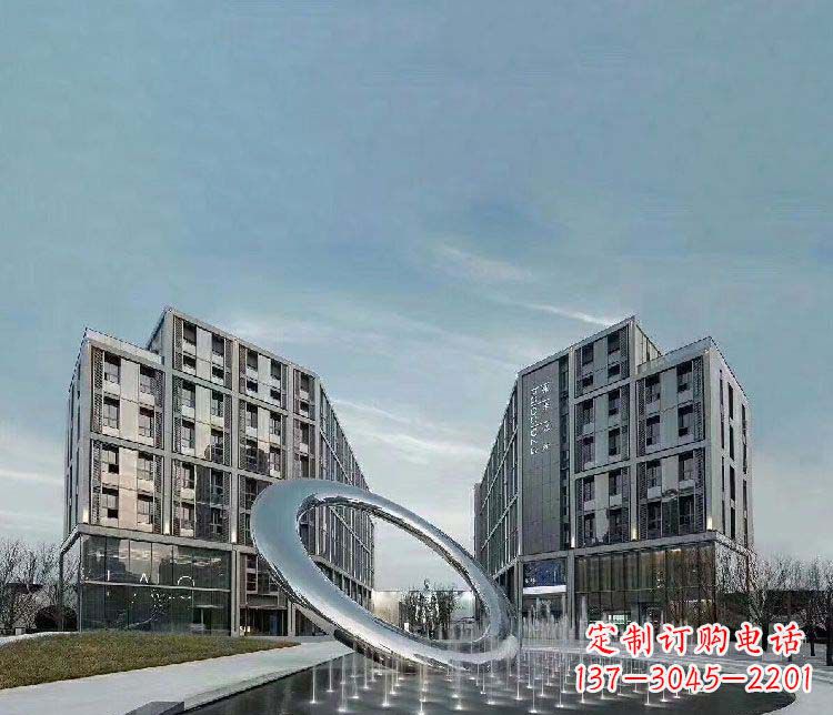 信阳完美和谐的圆环景观雕塑