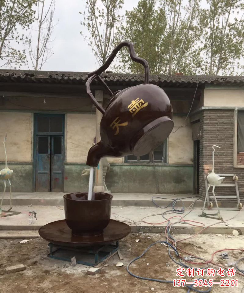 信阳茶壶精美铜雕,为您打造经典景观雕塑