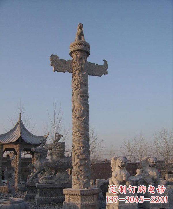 信阳动感华表雕塑,为广场增添艺术魅力
