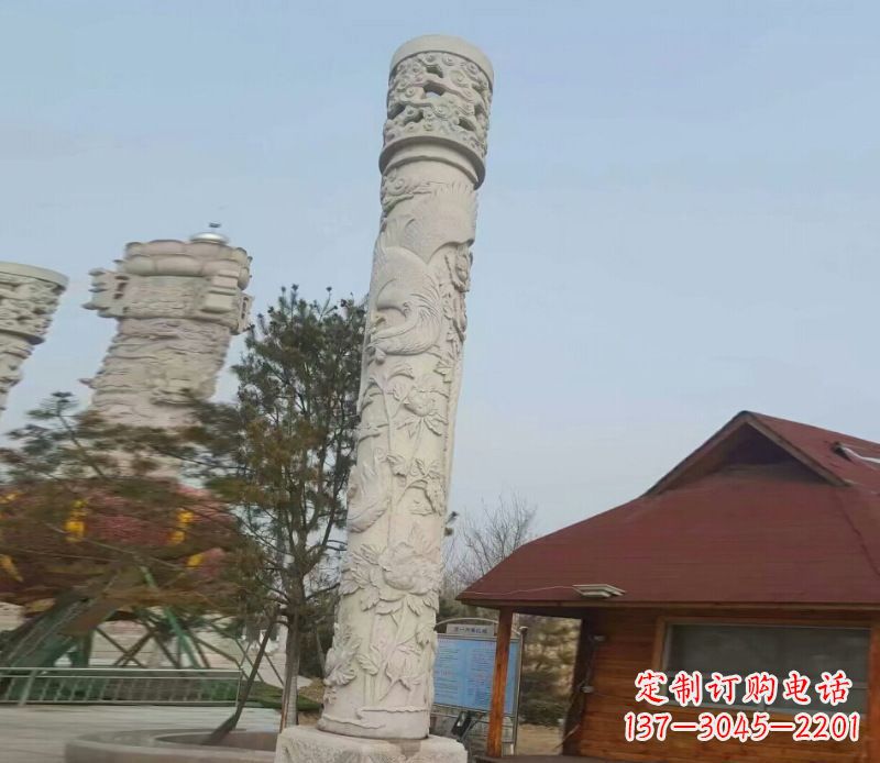 信阳迎宾龙柱石雕——大理石景观雕刻精美艺术品