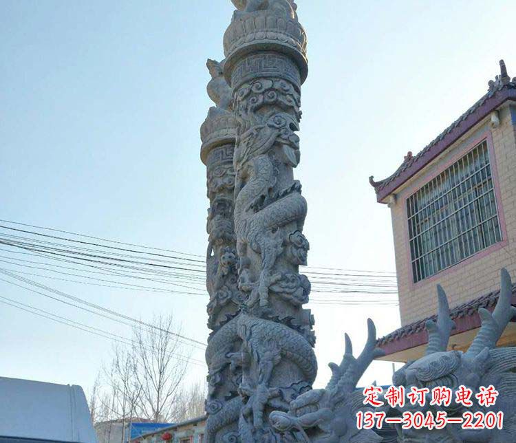 信阳广场大理石盘龙柱景观石雕