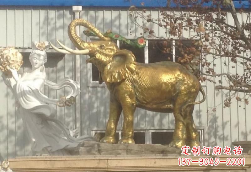 信阳广场大象雕塑