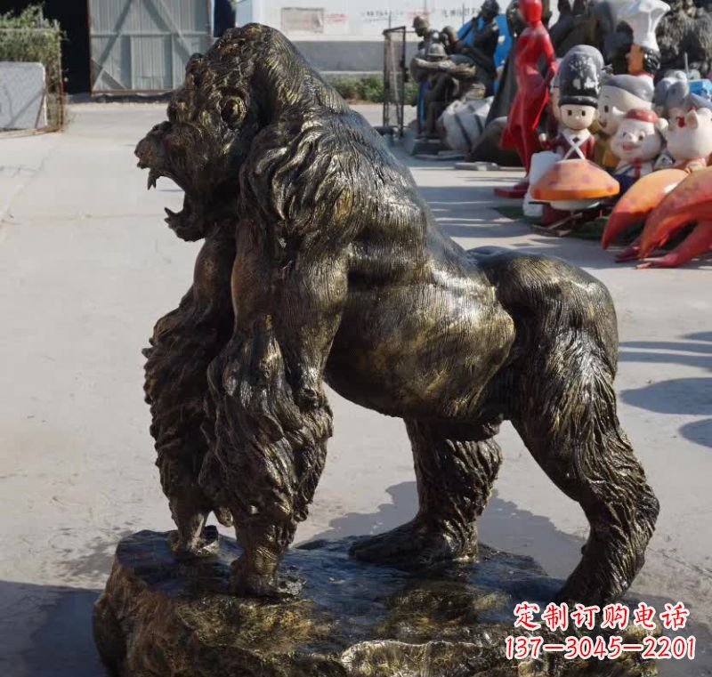 信阳高贵大气的猩猩铜雕
