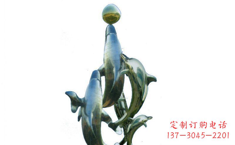 信阳优雅而精致的海豚雕塑
