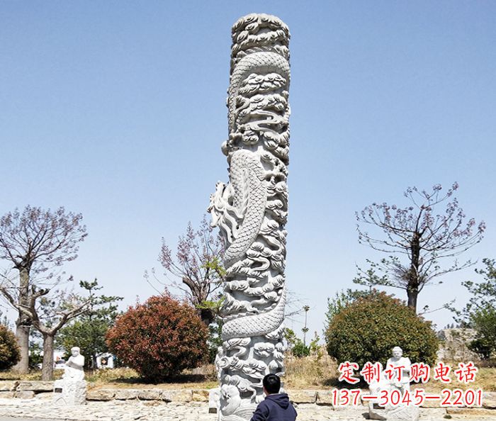 信阳广场景观大理石盘龙柱石雕