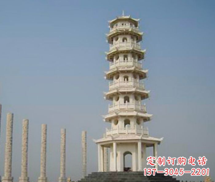 信阳多层宝塔石雕:极致精美的雕塑艺术