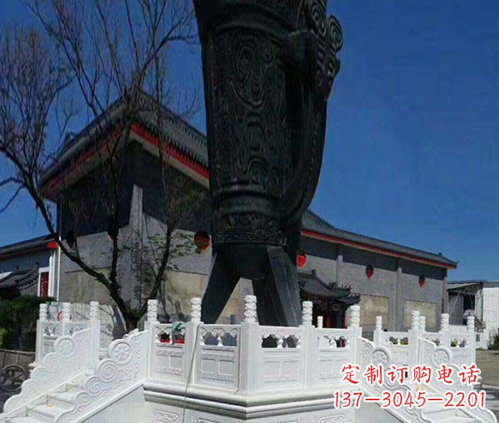 信阳汉白玉升旗台石雕:高贵而典雅