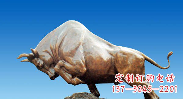 信阳广场开荒拓荒牛铜雕
