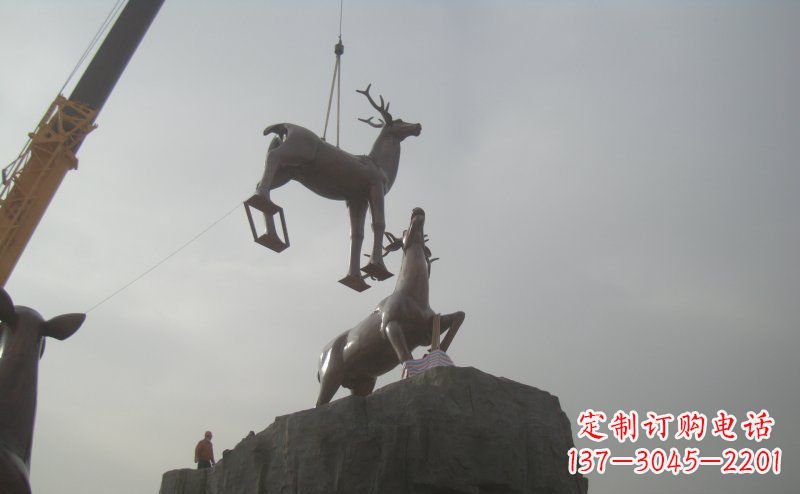 信阳梅花鹿动物铜雕,极致精细,表达优雅