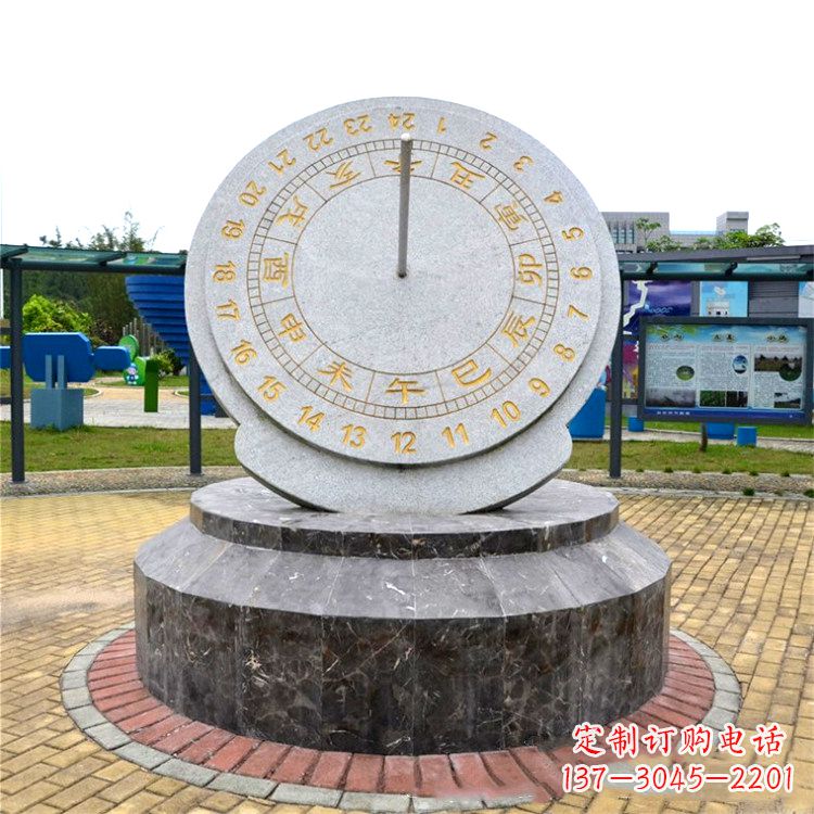 信阳与众不同的精美日晷石雕塑