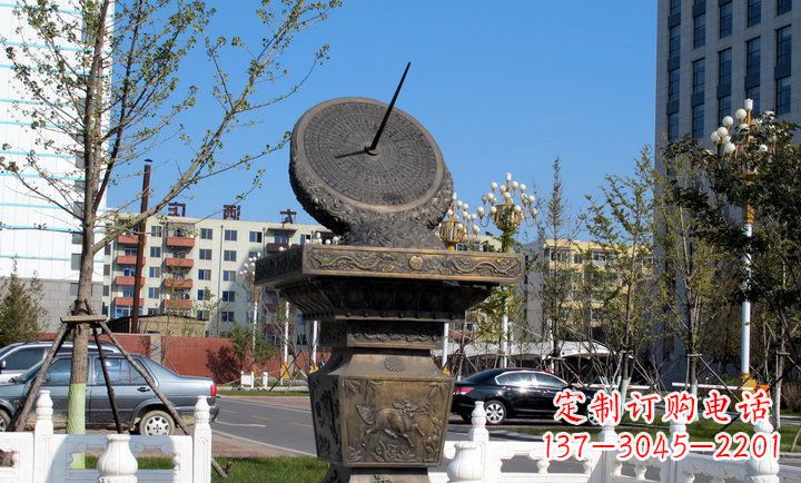 信阳中领雕塑专业定制日晷铜雕