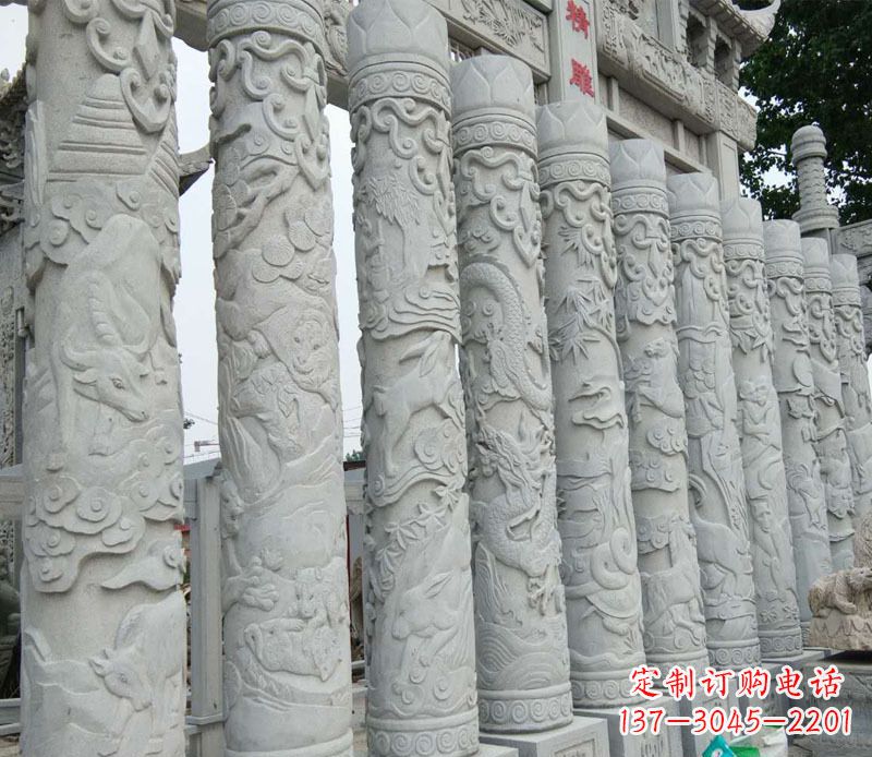 信阳中领雕塑:专业定制十二生肖石柱景观石雕