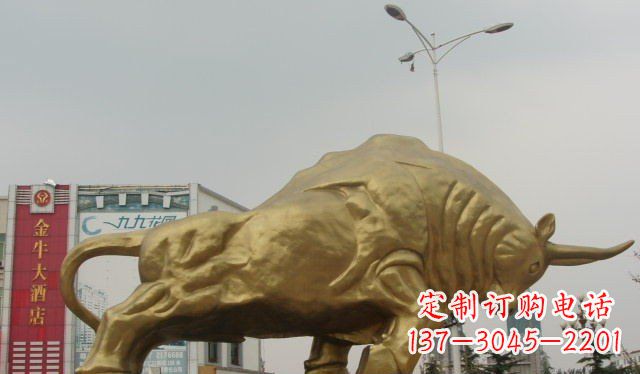 信阳拓荒牛铜雕塑-充满历史气息的精美雕塑