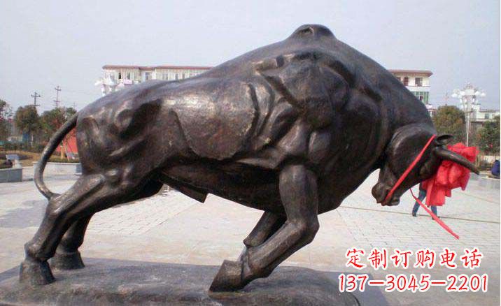 信阳拓荒牛铜雕塑,让您的空间与众不同