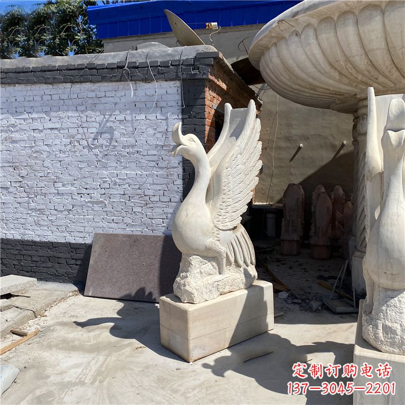 信阳中领雕塑艺术精致天鹅雕塑