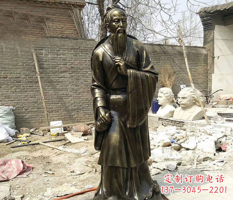 信阳传承医德耀中华——华佗铜雕