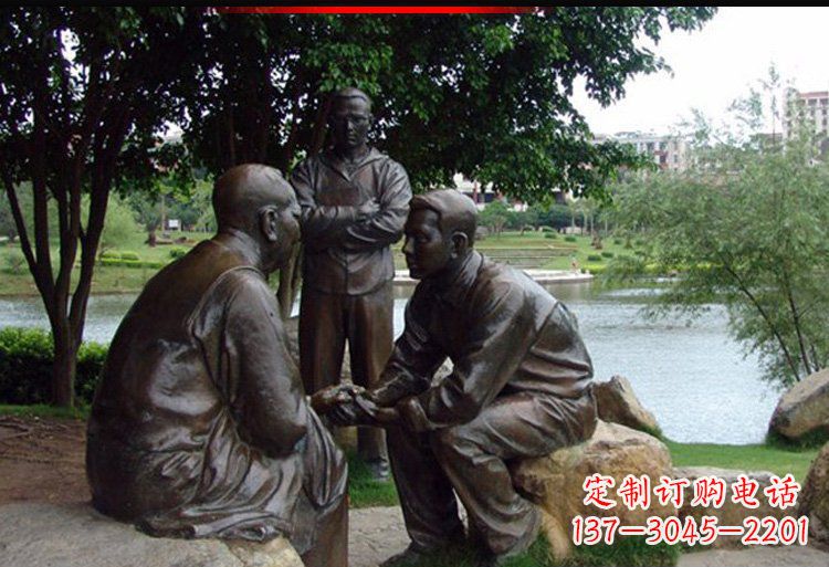 信阳中领雕塑:精美老人雕塑