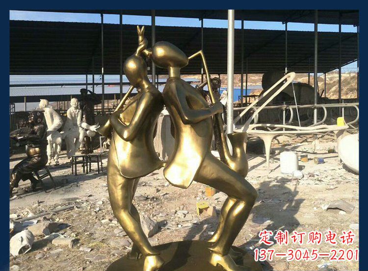 信阳中领雕塑:优雅萨克斯铜雕贴金吹管人物雕塑