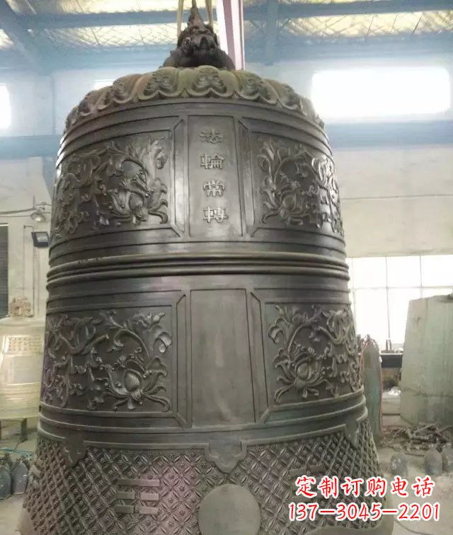 信阳国泰民安铜钟寺庙铜雕-传统工艺精美的铜钟雕塑