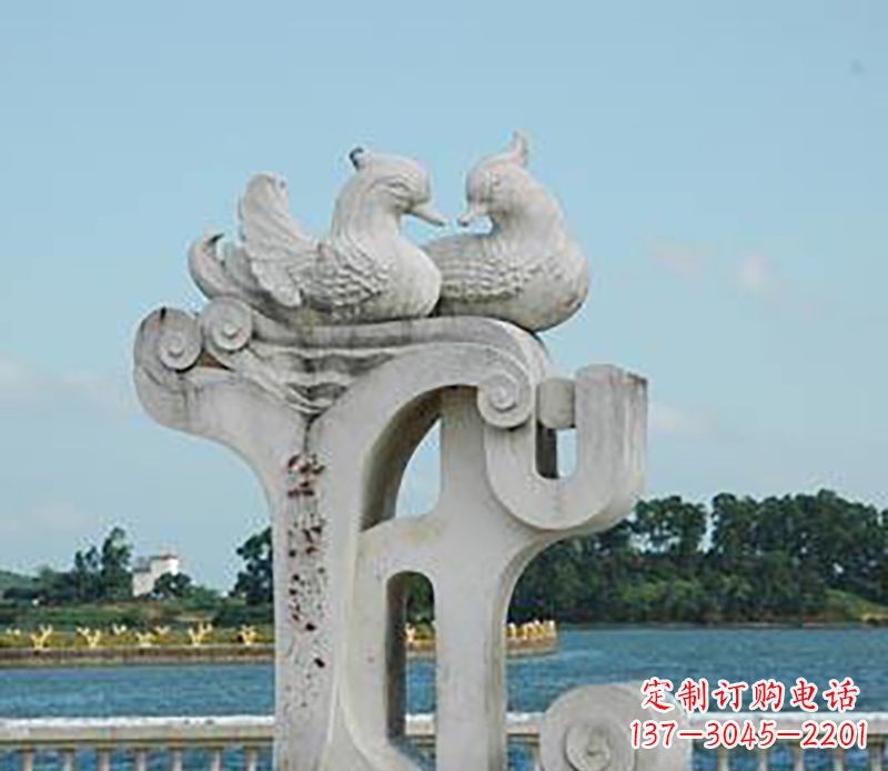 信阳海边石雕鸳鸯景观是由中领雕塑提供的一种非…