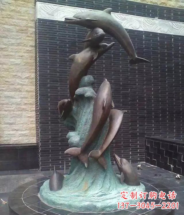 信阳铜雕海豚:艺术与精美结合