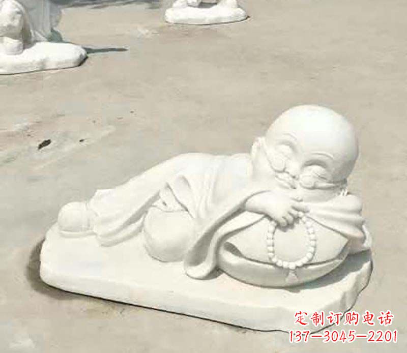 信阳传统尊贵,别具一格的汉白玉小和尚雕塑