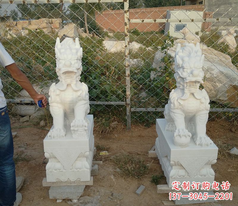 信阳中领雕塑汉白玉麒麟招财石雕