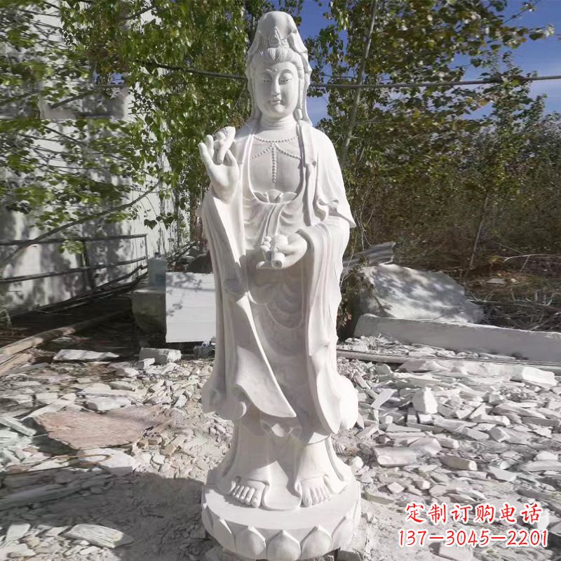 信阳象征观音的汉白玉观音菩萨石雕