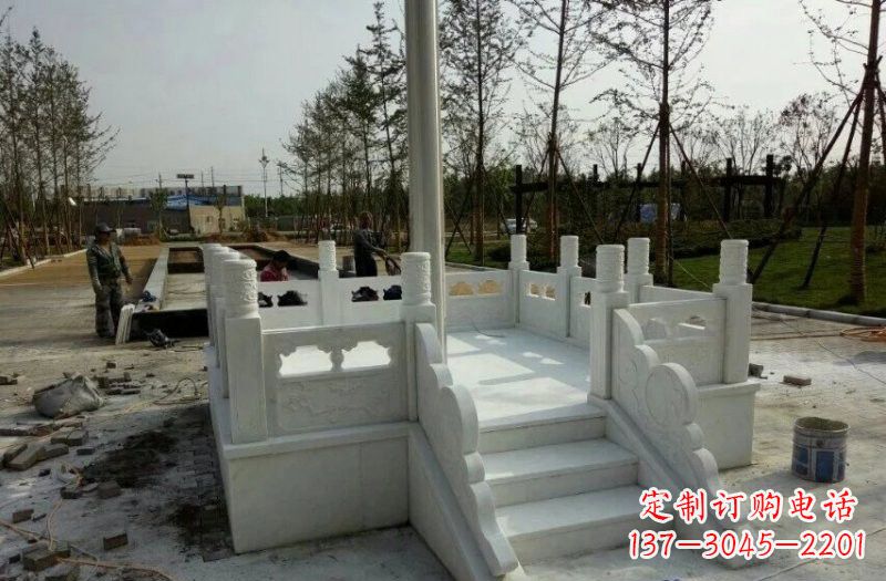 信阳高端汉白玉国旗台石雕,让您的祖国熠熠生辉