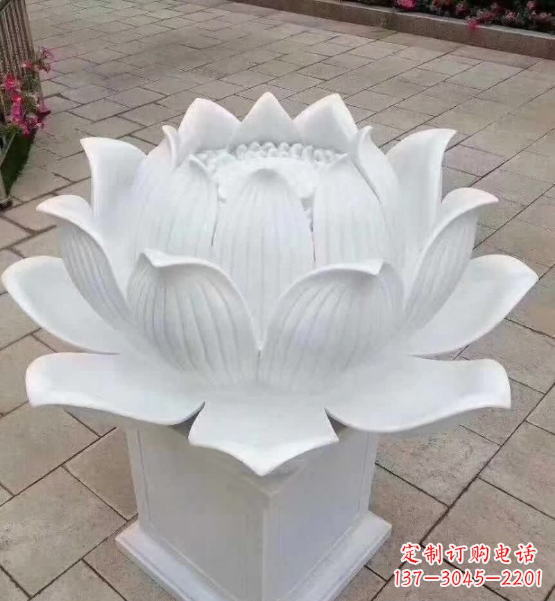 信阳汉白玉荷花雕塑,把温暖带入家中
