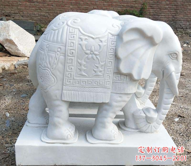 信阳汉白玉卷鼻大象雕塑