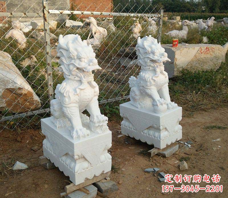 信阳汉白玉门口踩球麒麟石雕