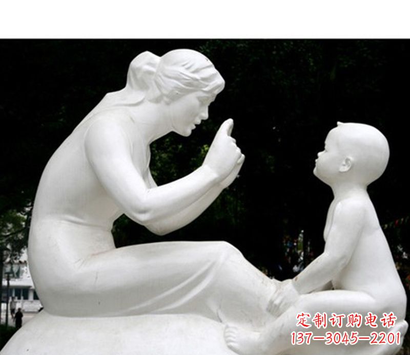 信阳中领雕塑,创造传统的母爱石雕