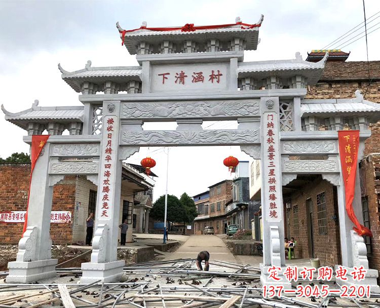 信阳精美绝伦的汉白玉牌坊石雕