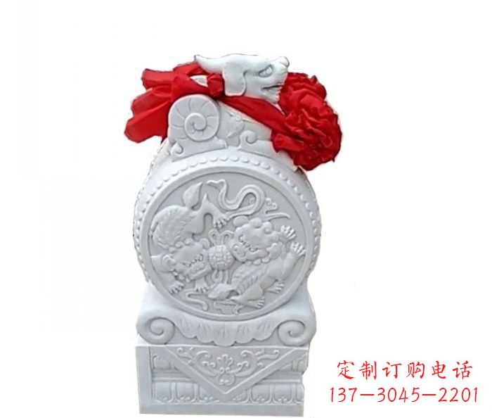 信阳中领雕塑的精美玉石门墩雕塑是一个经过精心…