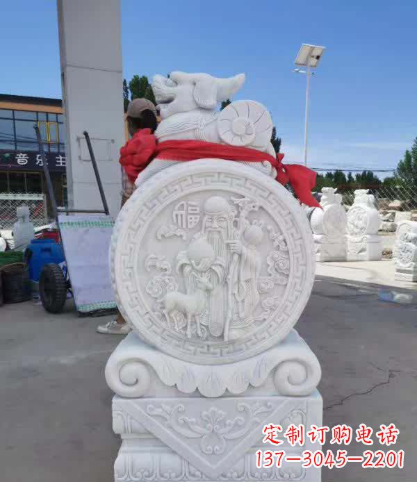 信阳汉白玉貔貅石门墩雕塑