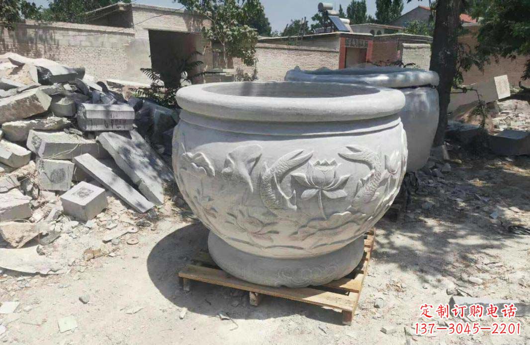 信阳汉白玉水缸,精美完美的雕刻纪念