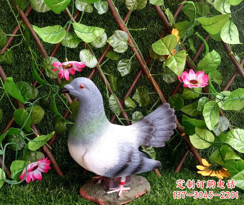 信阳铁饰和平,艺术和爱的和平鸽雕塑
