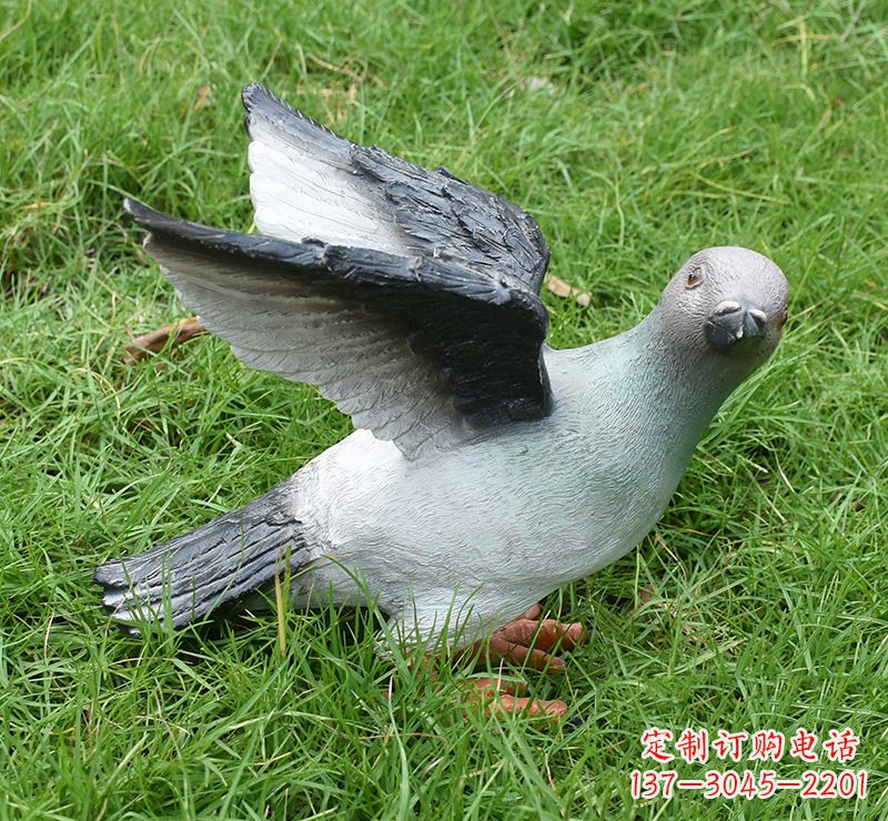 信阳和平鸽雕塑:宣告世人的爱与和平