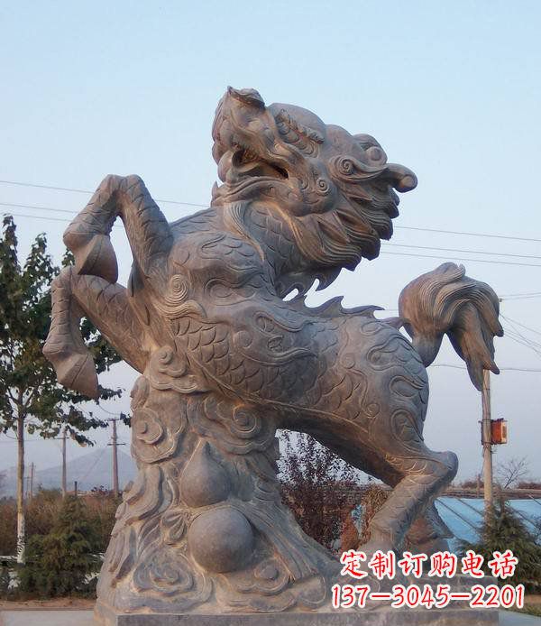 信阳精美独特的麒麟神兽石雕